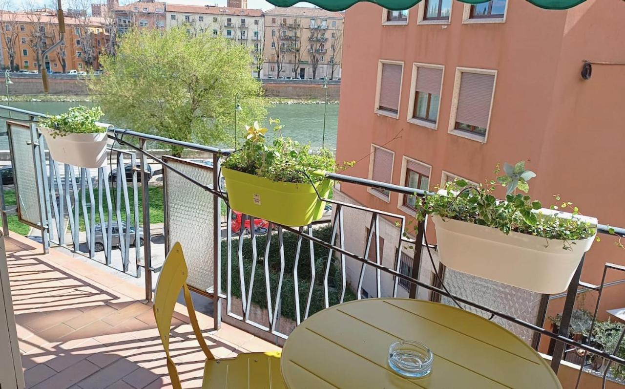 Riverview Luxury Flat ヴェローナ エクステリア 写真