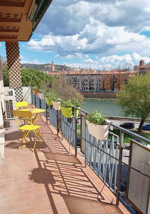 Riverview Luxury Flat ヴェローナ エクステリア 写真